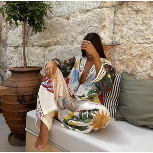 Amora | 2-teiliges Set aus weitem Hemd und Hose - seidenweich für den Urlaub-Becker Boutique