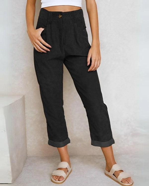 Jena | Cordhose mit hohem Bund und Faltenwurf-Schwarz-S-Becker Boutique