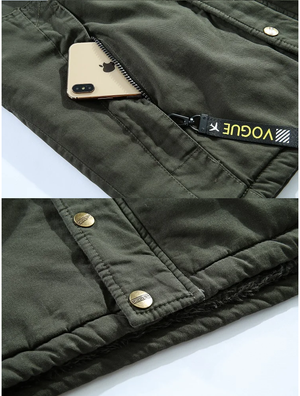 Kiano | Urbane Militärjacke mit Kapuze-Becker Boutique