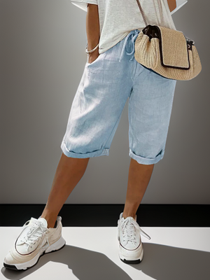 Mirjam | Leichte Shorts bis zum Knie mit Kordelzug-Hellblau-S-Becker Boutique