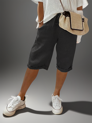 Mirjam | Leichte Shorts bis zum Knie mit Kordelzug-Schwarz-S-Becker Boutique