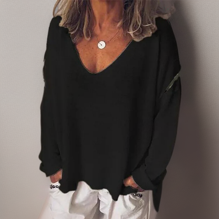 Selma | Bequemes Langarmshirt mit weitem V-Ausschnitt-Schwarz-S-Becker Boutique