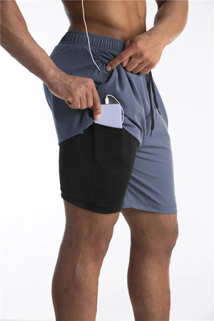 Swift | Leichte Laufshorts mit Handytasche-Becker Boutique