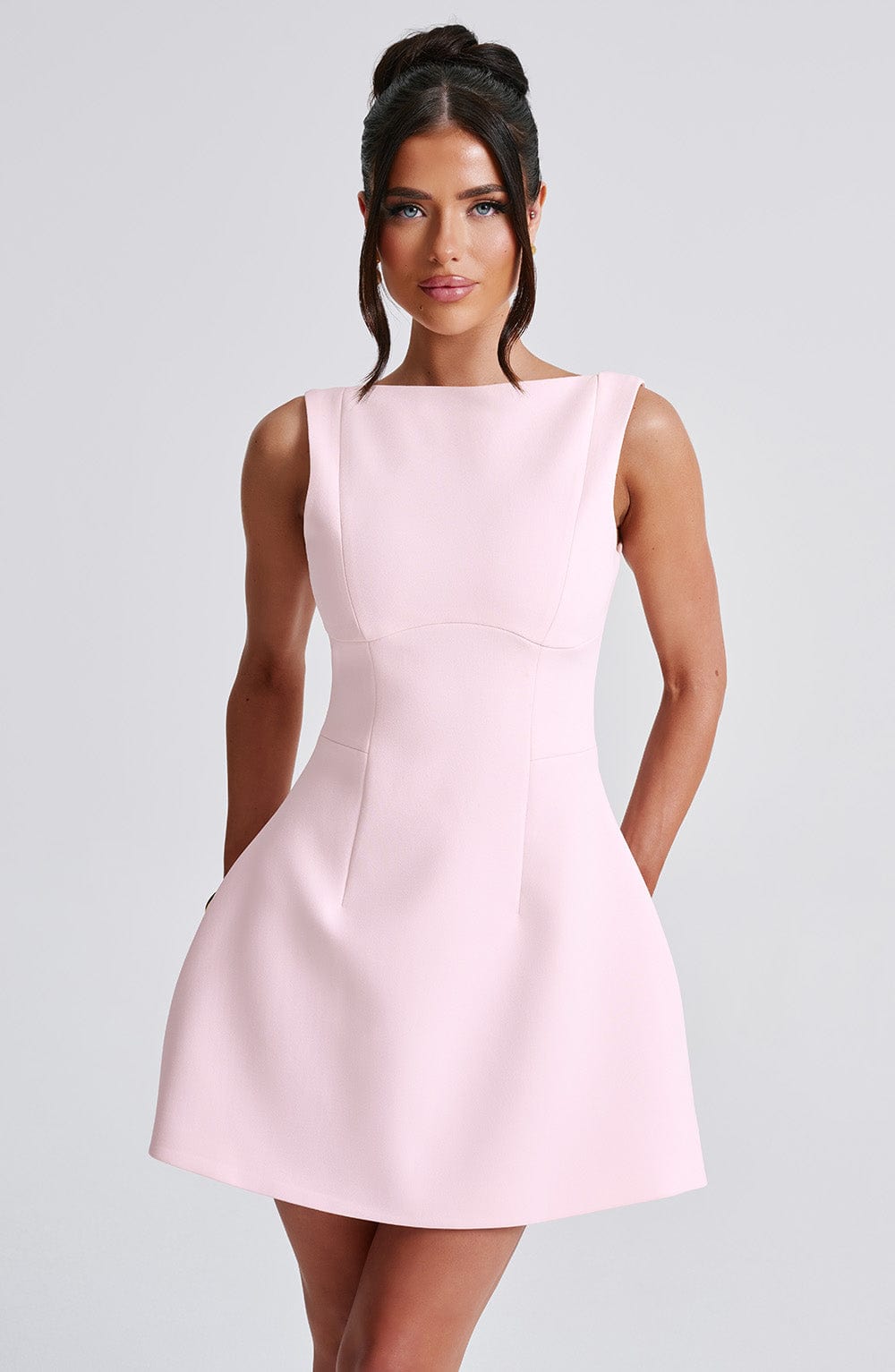 Isla | Damen Sommerkleid Mini Pink mit Neckholder und Halfterkragen