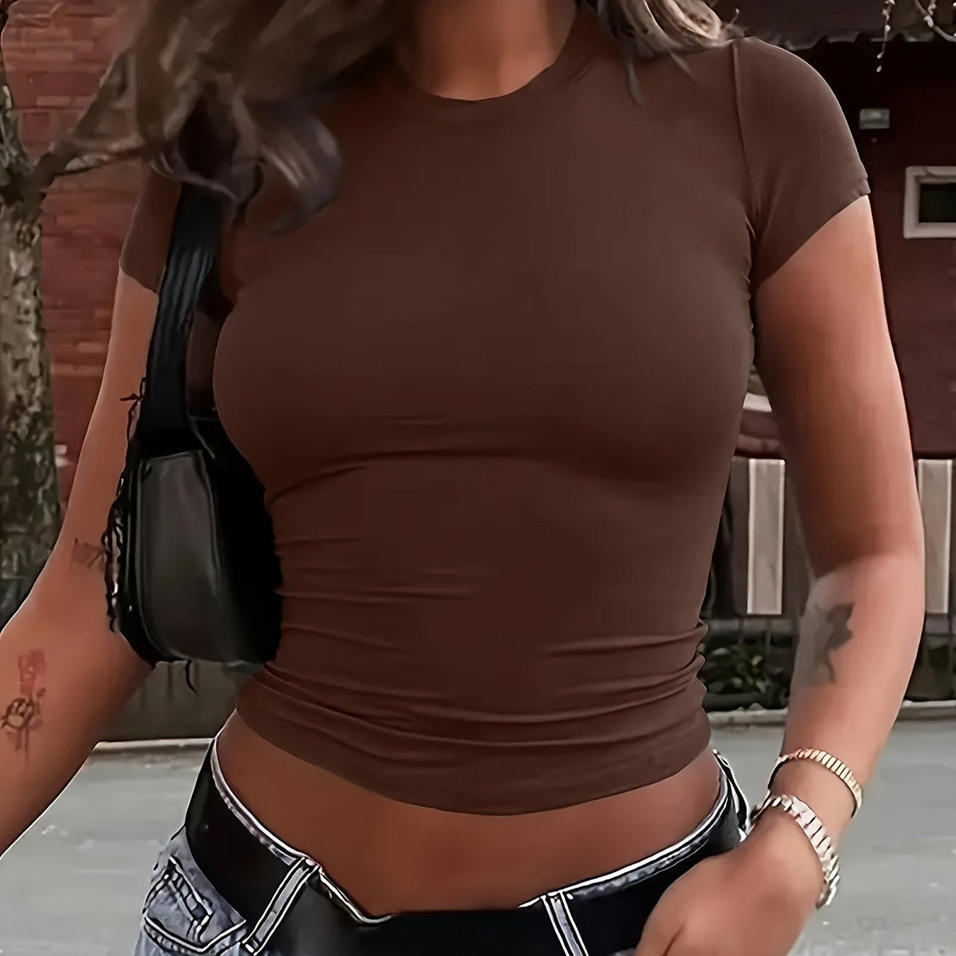 Roxy | Weißes Damen-Crop-Top mit kurzen Ärmeln und Rundhalsausschnitt