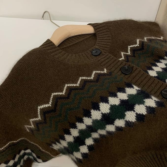 Tara | Damen Strickjacke mit langen Ärmeln und Knöpfen