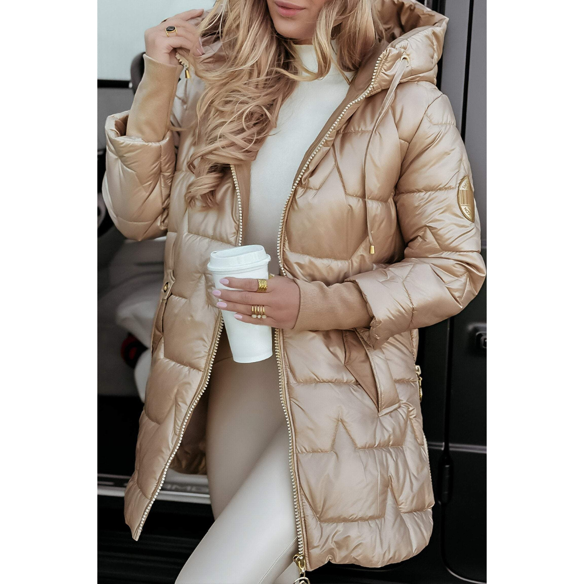 Lange Pufferjacke Damen mit Kapuze