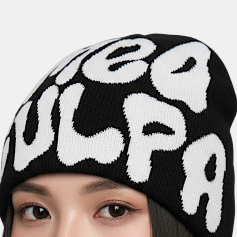 Mütze | Beanie Y2K Stil mit Grafik