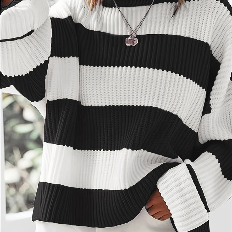 Women's knitted pullover | Striped & Oversized