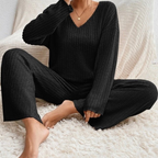 Two-piece women's lounge set