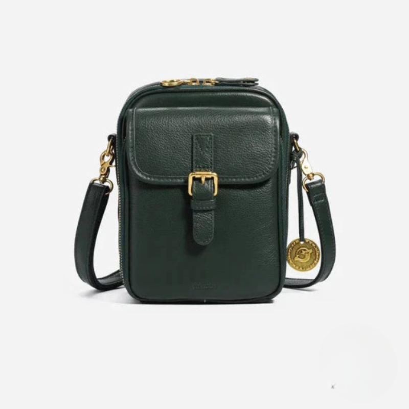 Vrai | Skuldertaske til kvinder med rum i flere lag-Grøn-Vrai | Sac à Bandoulière en Cuir pour Femmes avec Compartiments Multi-Couches - €24-Bentzen Butik