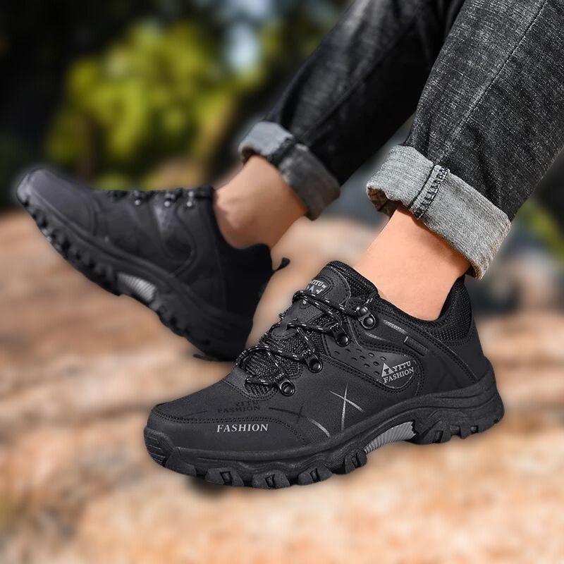 Soil | Weatherproof Men's Hiking Boots