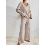 Two-piece women's lounge set
