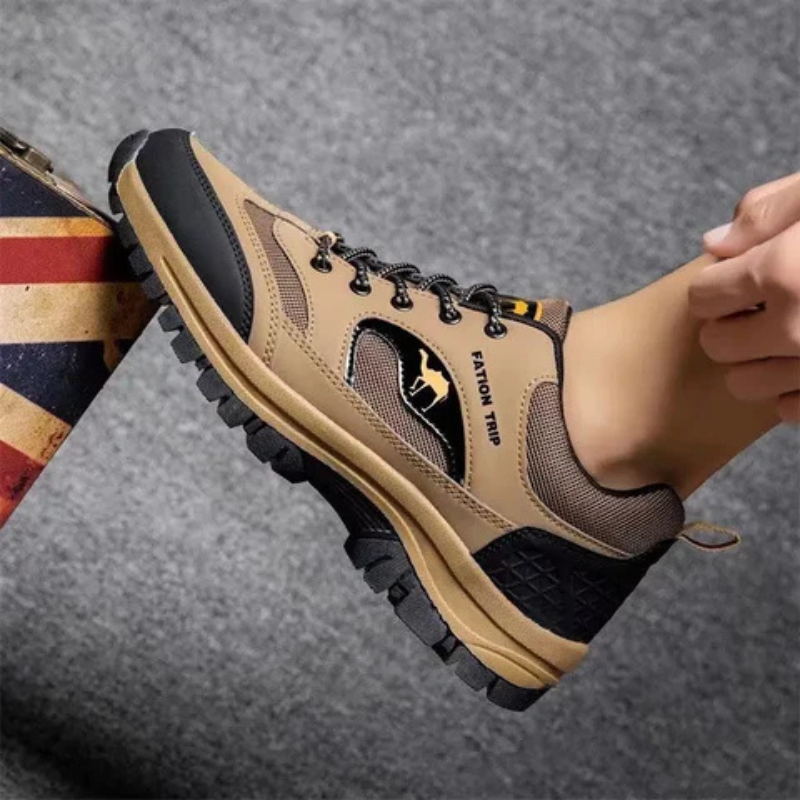 OrthoTrack | Ergonomic hiking shoe with arch support