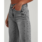 Damen Loose Fit Jeans | Raw-hem