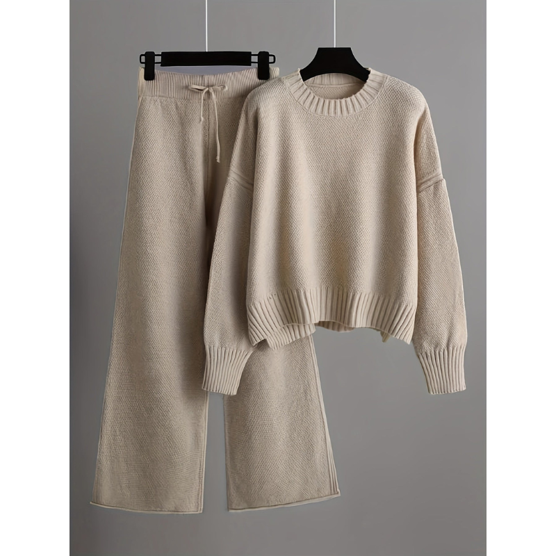 Women's Lounge Set | Knit & Cozy Jogging Suit