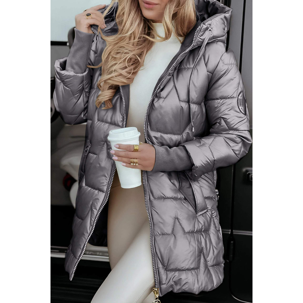 Lange Pufferjacke Damen mit Kapuze