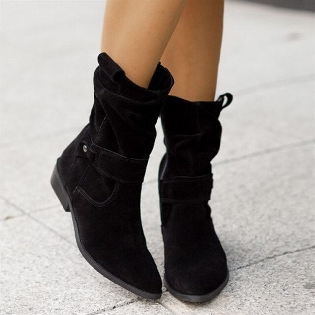 Avice | Kurze braune Stiefel mit niedrigem Absatz-Schwarz-34-Becker Boutique
