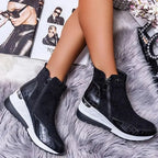 Bequeme ergonomische Stiefel für Frauen