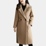 Colette | Lang skræddersyet frakke til kvinder med revers – raffineret struktur-Khaki-Colette | Manteau Long Ajusté pour Femme avec Col Revers – Effet Laine Mélangée - €51-Bentzen Butik