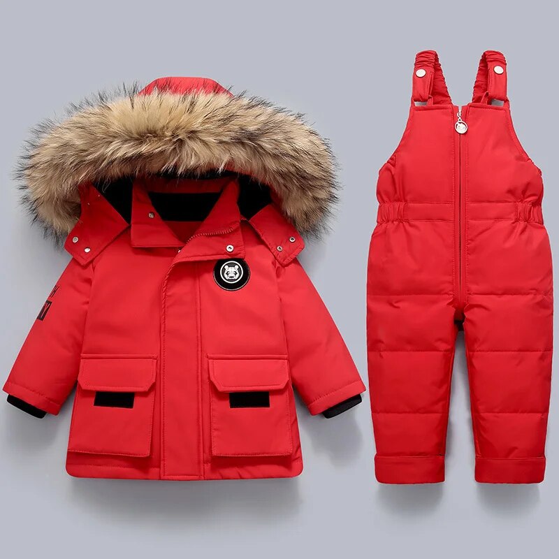 Charlie | Warmer Kindermantel und Overall-Rot-80-Becker Boutique