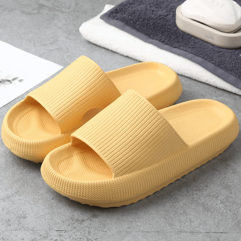 Cloudy | Slipper-Sandalen mit dicker Sohle-Becker Boutique