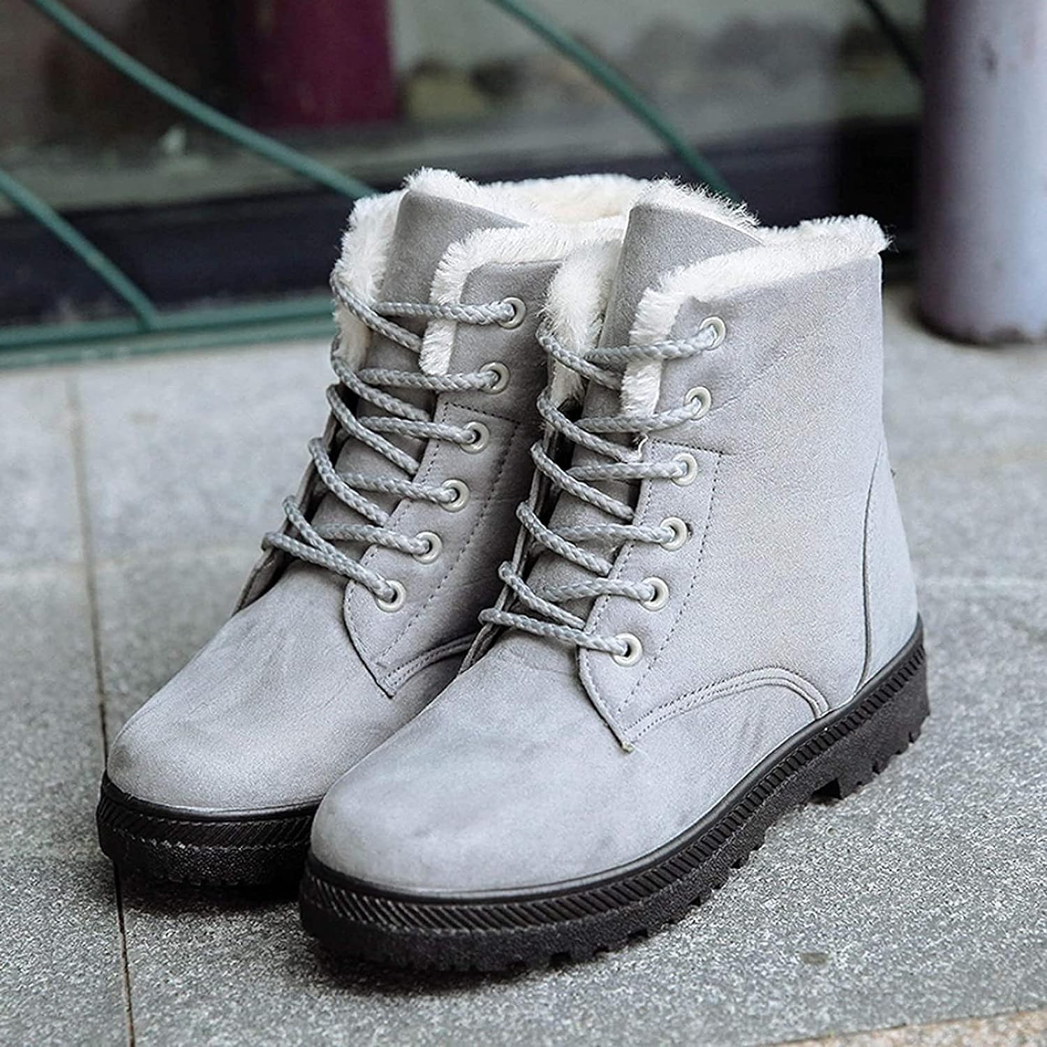 Elza | Rutschfeste Stiefel mit Fleecefutter und Schnürsenkeln-Grau-36-Becker Boutique