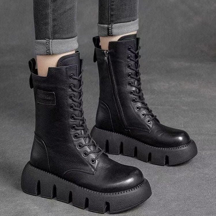 Emma | Mittelhoher Lederstiefel mit klobiger Sohle-Becker Boutique