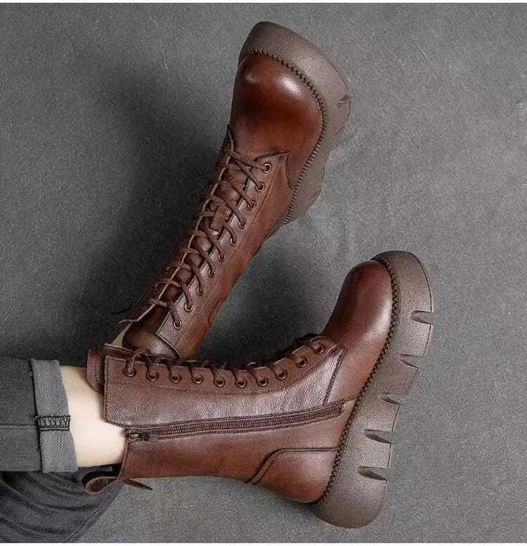Emma | Mittelhoher Lederstiefel mit klobiger Sohle-Becker Boutique