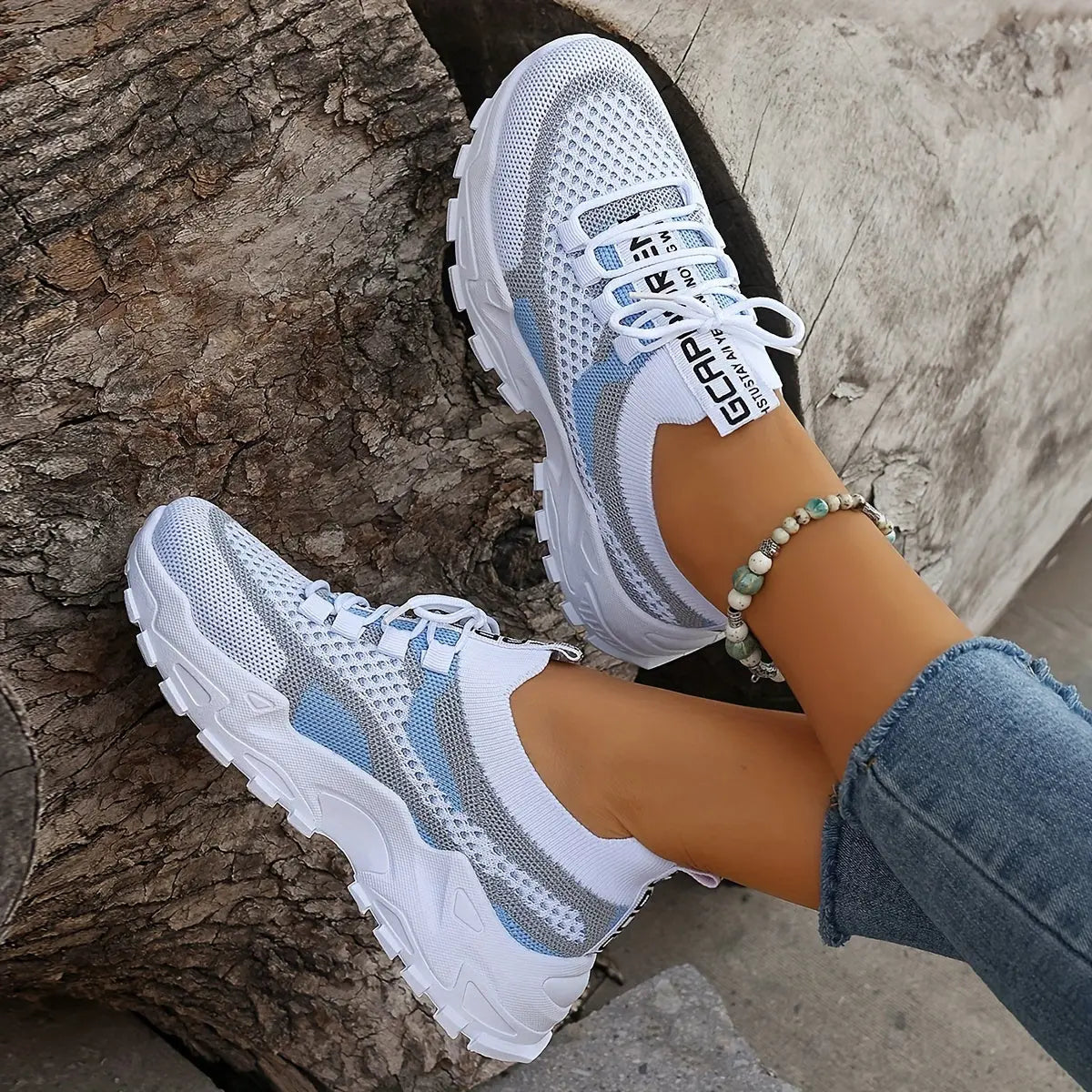 Maha | Sneaker mit dicker Sohle und Schnürverschluss