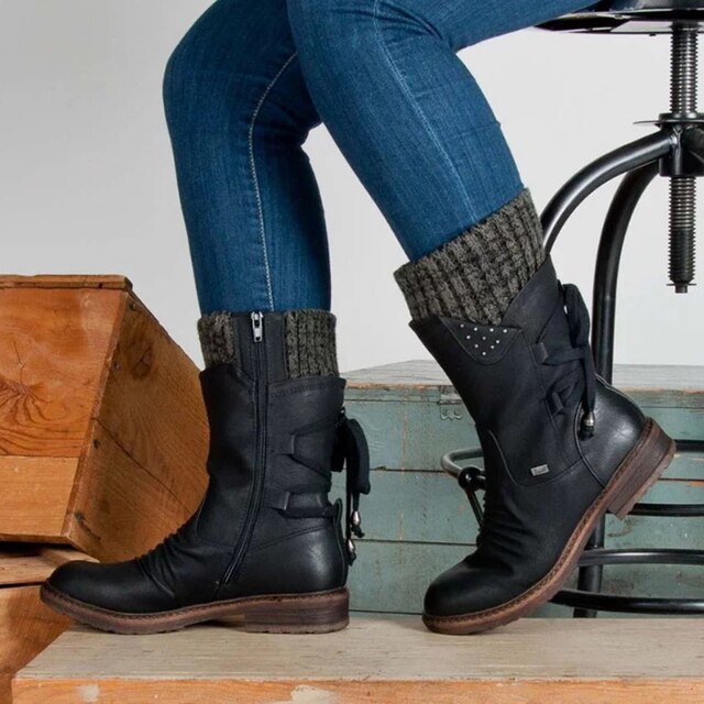 Marille | Halbhohe Stiefel mit Absatz und Reißverschluss-Becker Boutique