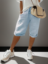 Mirjam | Leichte Shorts bis zum Knie mit Kordelzug-Hellblau-S-Becker Boutique