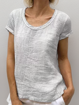 Odine | Vintage-T-Shirt mit abgerundetem Saum-Hellgrau-S-Becker Boutique