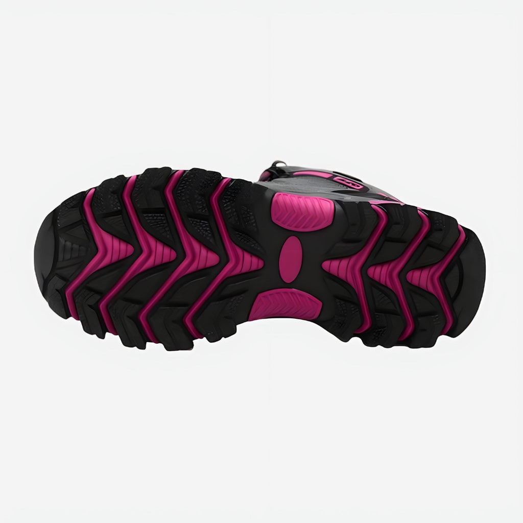 Nova | Women's hiking boots for trekking