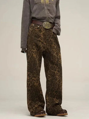 Ruth | Loos Fit Denim-Hose mit Leopardenmuster-Becker Boutique