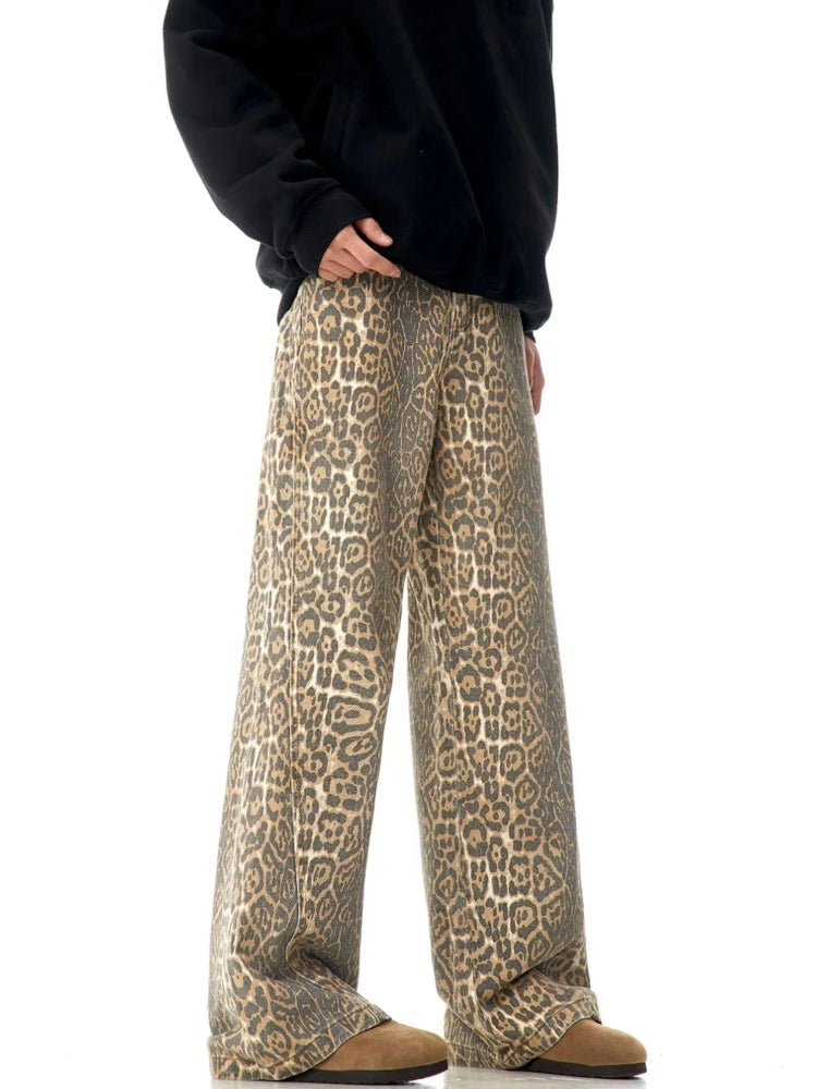 Ruth | Loos Fit Denim-Hose mit Leopardenmuster-Becker Boutique