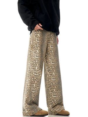 Ruth | Loos Fit Denim-Hose mit Leopardenmuster-Becker Boutique