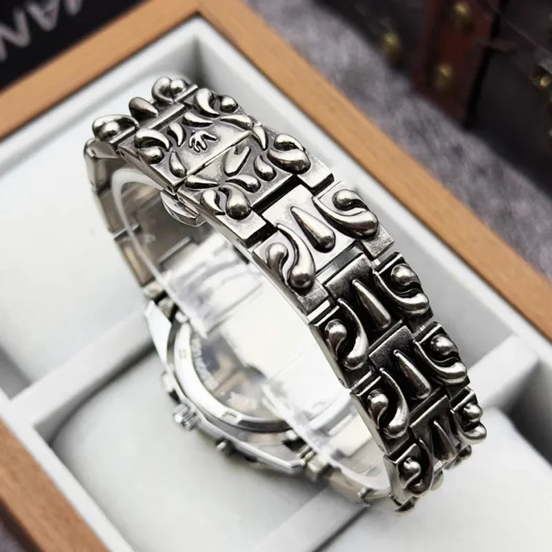 Armbanduhr Claw Rund Quartz | Retro Y2K Design