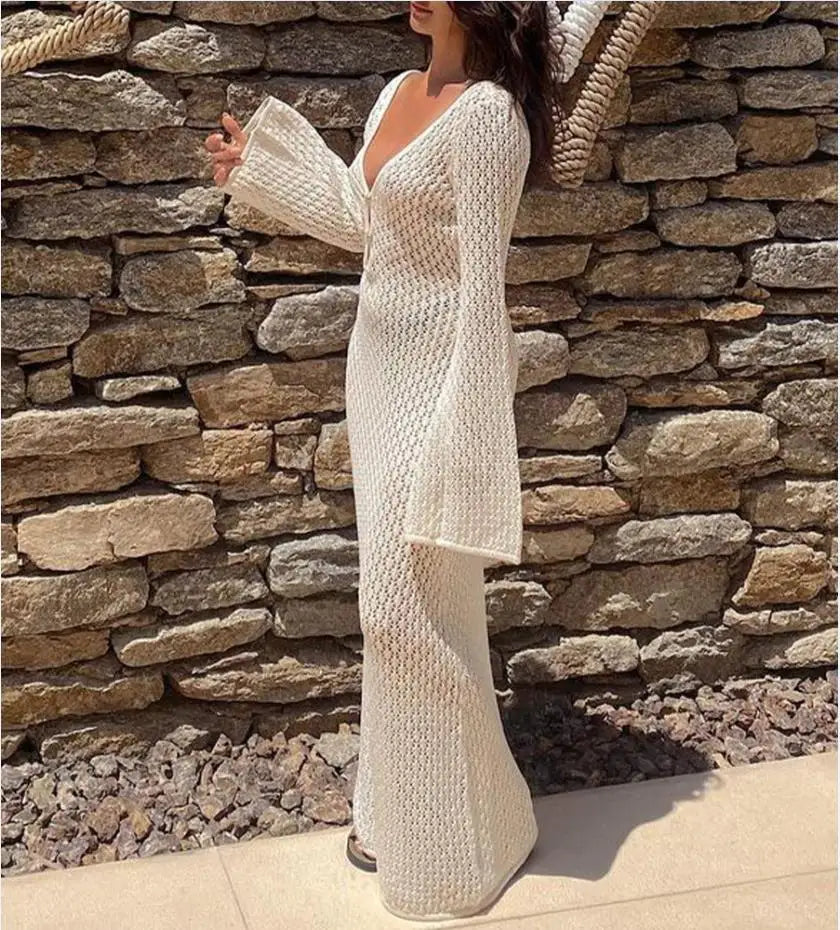 Farah | Langes gestricktes Strandkleid mit V-Ausschnitt Bikini-Cover-up Kleid-Becker Boutique