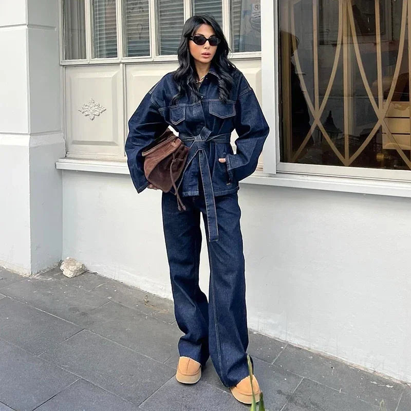 Julie | Ensemble with fitted jacket and jeans for women