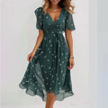 Greta | Chiffon-Midikleid mit Blumenmuster und V-Ausschnitt